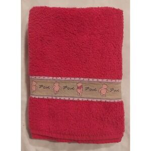 Disney Winnie-the-Pooh Vintage 1990's Red Royal Velvet Heritage Bath Towel